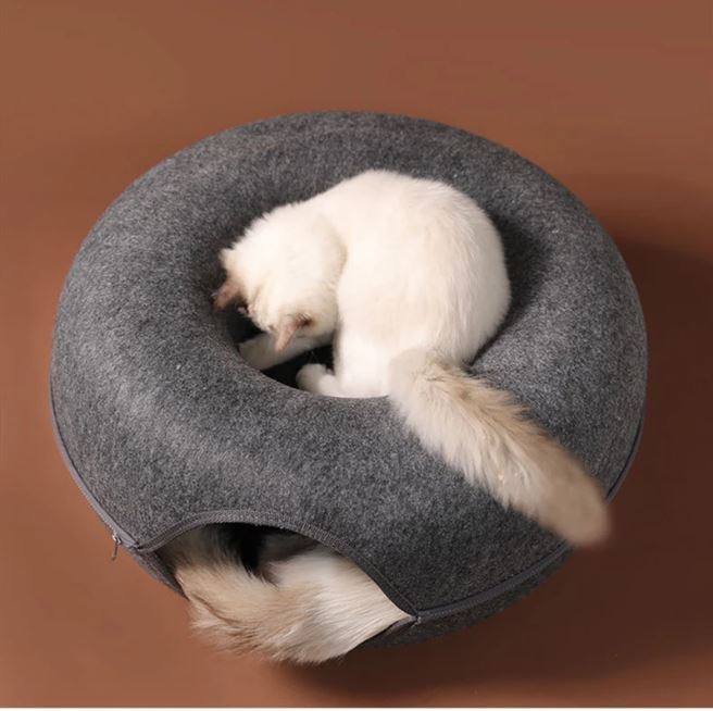 Interactive Basket Cuddly Cat Bed - thedealzninja