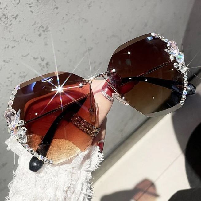 2022 Woman Rimless Diamond Sunglasses - thedealzninja